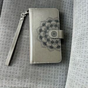 Olive green wallet plus phone case